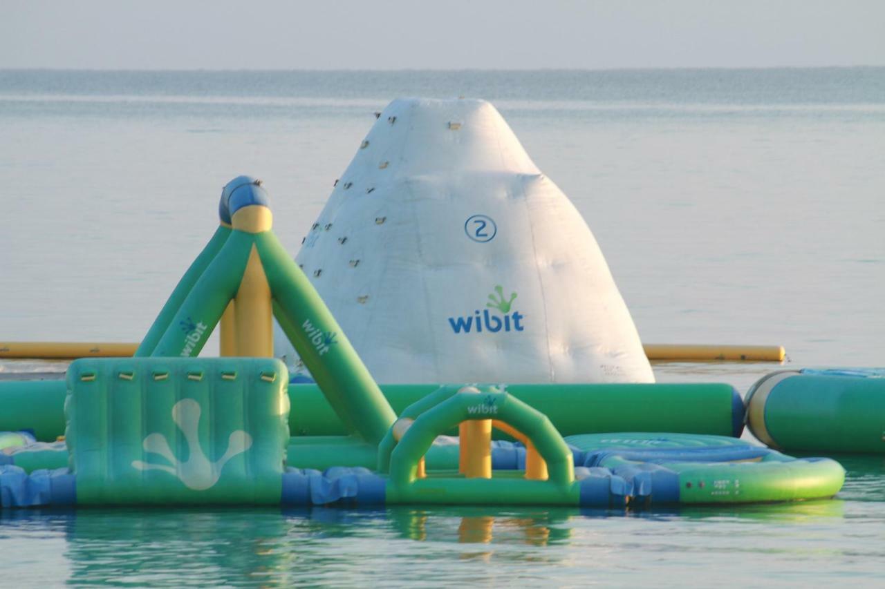 Belitung Holiday Resort Sijuk Екстер'єр фото